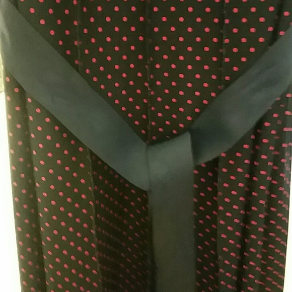 Preception Concept Dress - Picture 3 of 3